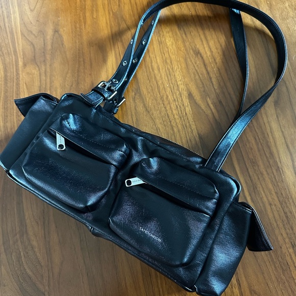 SAMO ONDOH Pocket Utility Bag M Nappa Black with keychain - Picture 11 of 16